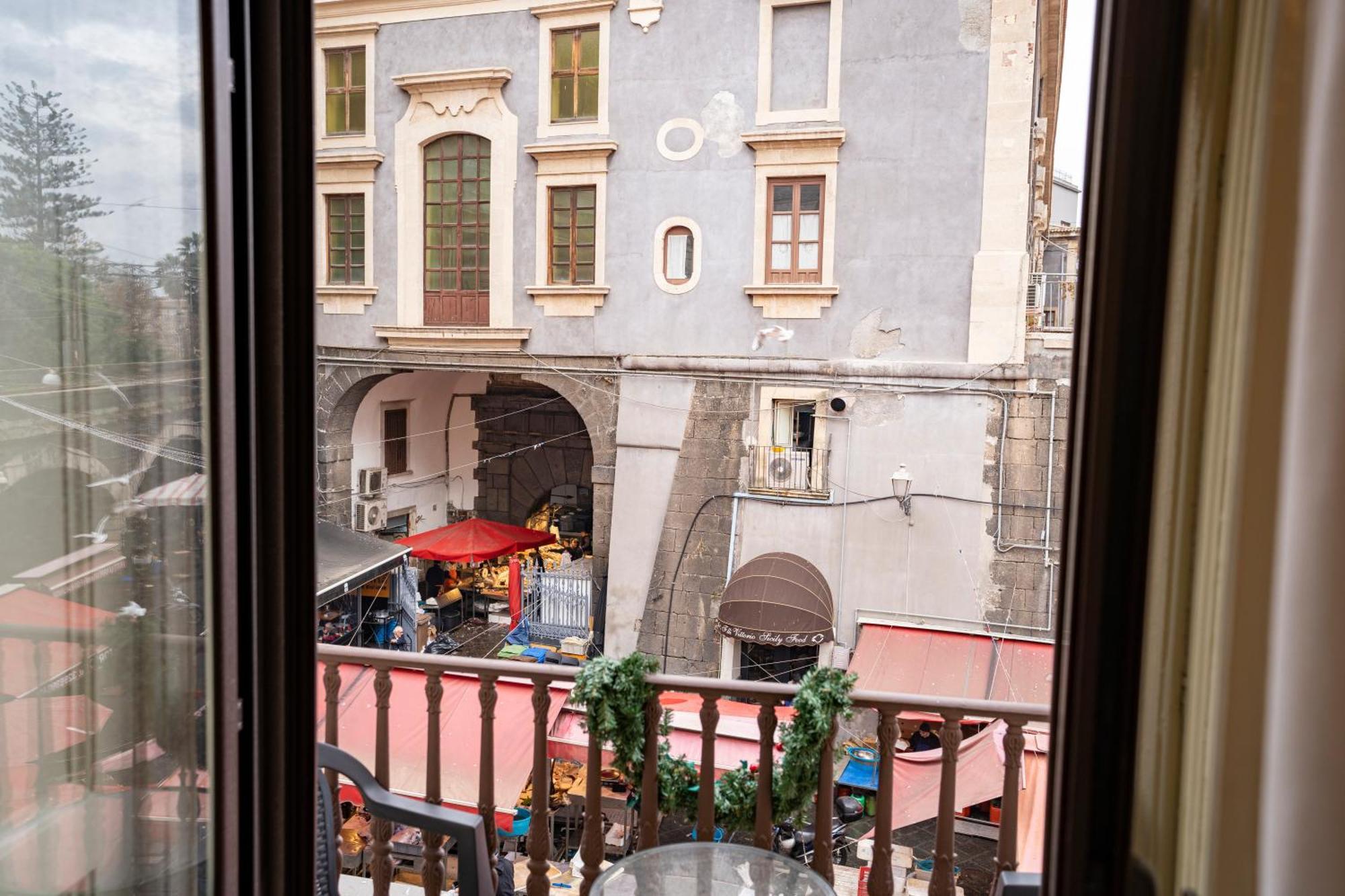 Sicily In Home Centro Catania Pescheria Екстериор снимка